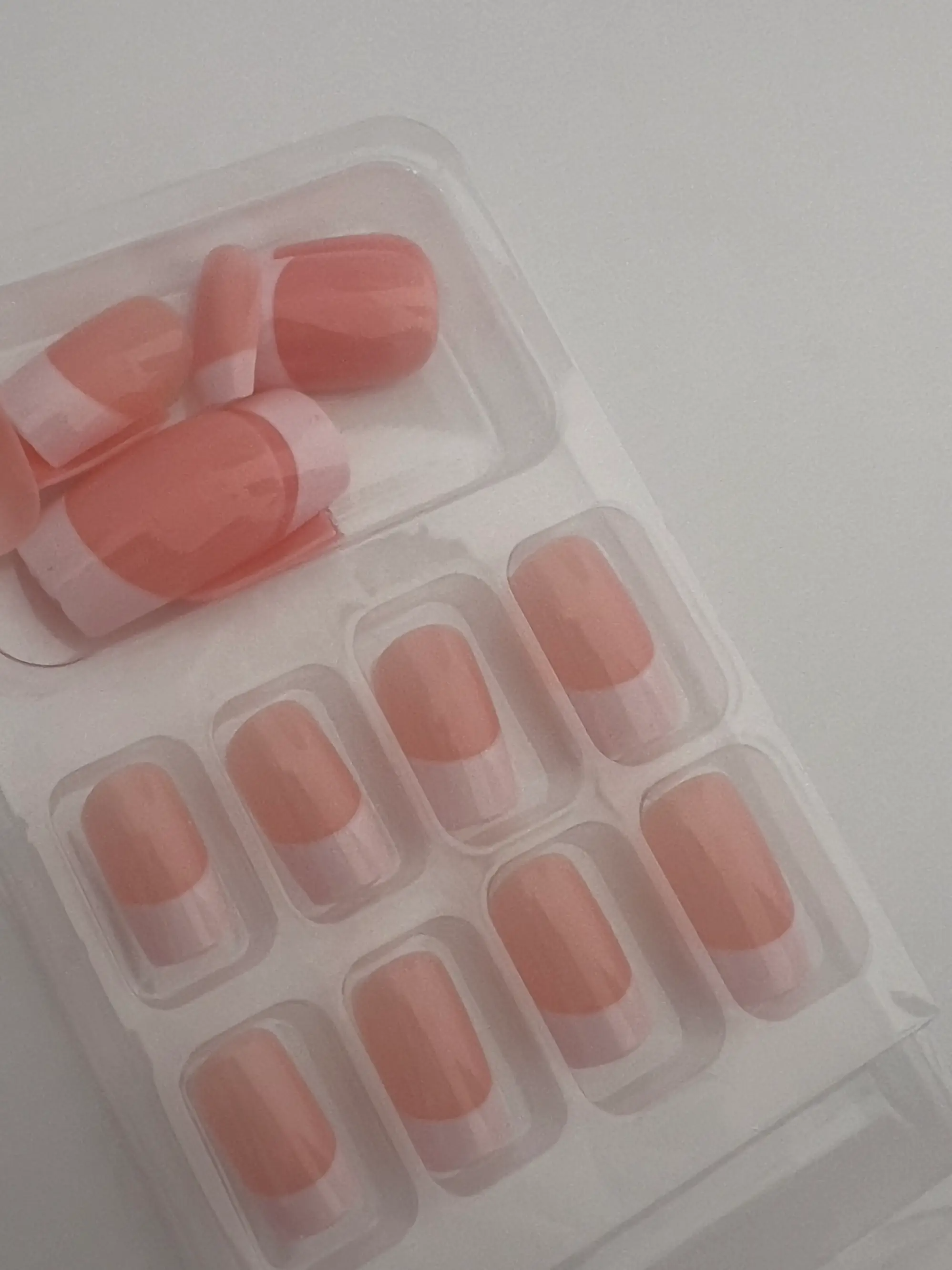 Faux ongles, réutilisables